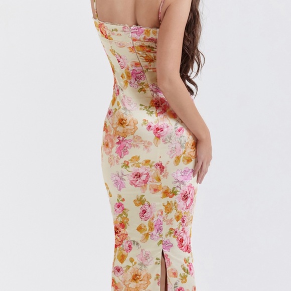 HOUSE OF CB JOSEFINA DRESS - Picture 3 of 4